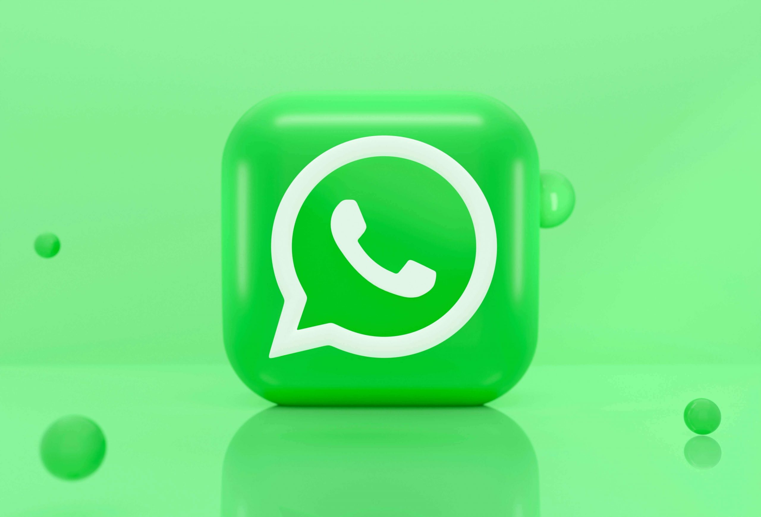 WhatsApp-Is-Officially-Getting-Ads